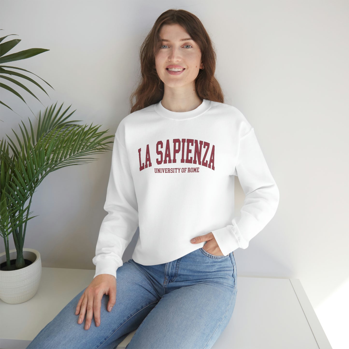 La Sapienza University of Rome - Unisex Heavy Blend Crewneck Felpa Sweatshirt